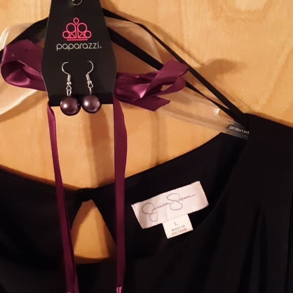 Dress - Picture 3 of 3